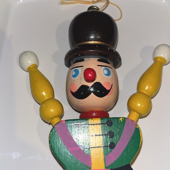 Nutcracker Ornament 1980s VNTG - Picture 3 of 3
